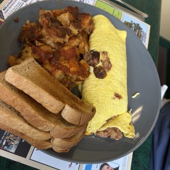 Mahaney’s - Omelet, toast, home fries - Breakfast & Brunch Near Me - Windsor, Connecticut Mahaney’s - Omelet, toast, home fries - Breakfast & Brunch Near Me - Windsor, Connecticut