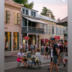 Brittany Davis Gallery - Downtown Nevada City, CA