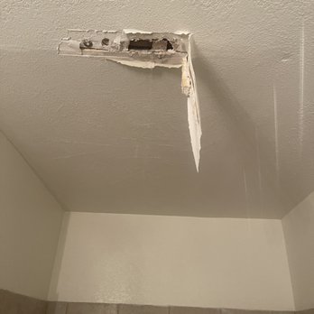 The Aspens Apartments - I reported this ceiling defect when in Nov 2024, it was never investigated which lead to a pouring leak in July 2026. - Apartments Near Me - Albuquerque, New Mexico The Aspens Apartments - I reported this ceiling defect when in Nov 2024, it was never investigated which lead to a pouring leak in July 2026. - Apartments Near Me - Albuquerque, New Mexico
