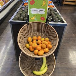 Save-On-Foods - Free fruit for kids.