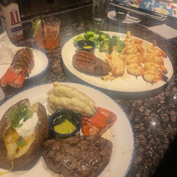 Red Lobster - Ruby Mule, surf & turf (sirloin + lobster tail) & ultimate feast (create your own: sirloin, lobster & shrimp skewers) - Seafood Near Me - Mesa, Arizona