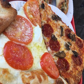 Broadway NY Style Pizza - Fresh Mozzarella, Basil and Tomatoes, cheese and pep w/ mushrooms - Pizza Near Me - Niagara Falls, New York