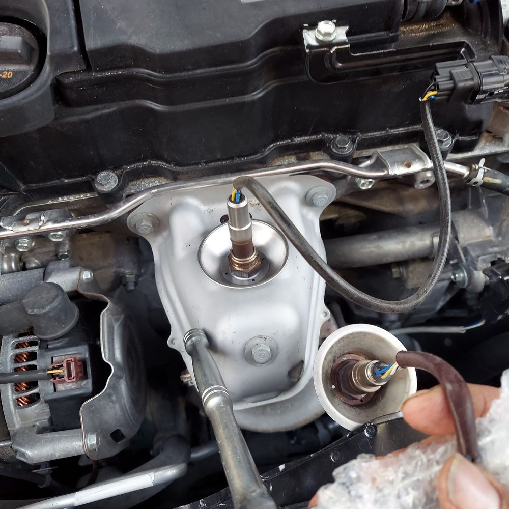 Tom's Collision Clinic - This is the part they could not cover that took 15 seconds to replace. A simple part to turn the engine light off wish was not the problem - Auto Repair Near Me - Markham, Illinois Tom's Collision Clinic - This is the part they could not cover that took 15 seconds to replace. A simple part to turn the engine light off wish was not the problem - Auto Repair Near Me - Markham, Illinois