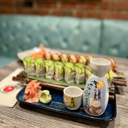 Deejai Noodle Bar - Honey Honey Roll and OMG roll