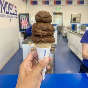 Handel's Homemade Ice Cream - Orem - chocoholic chunk single - Ice Cream & Frozen Yogurt Near Me - Orem, Utah