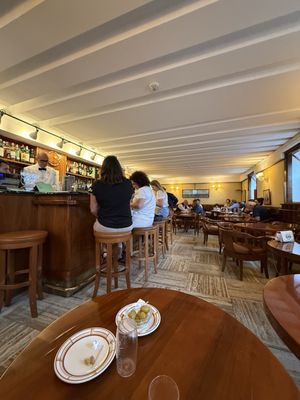 Harry's Bar by null