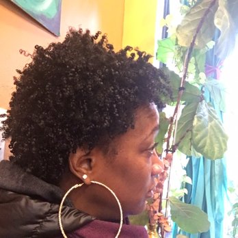 Diaspora Salon - Before cut (side). Waiting to start my service. - Hair Salons Near Me - Hampden, Maryland