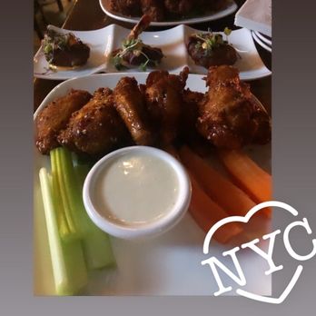 Féile - Chicken Wings - Sports Bars Near Me - New York, New York Féile - Chicken Wings - Sports Bars Near Me - New York, New York