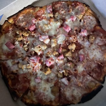 Twisted Fork Grill & Lounge - The meat pizza that is burnt and ice cold - Pizza Near Me - Texarkana, Texas Twisted Fork Grill & Lounge - The meat pizza that is burnt and ice cold - Pizza Near Me - Texarkana, Texas