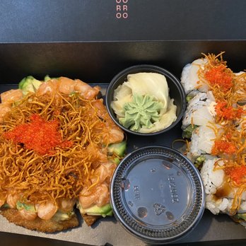Toro Toro - Salmon pizza, and fantasy roll (scallop). My fav - Japanese Near Me - Concord, Ontario
