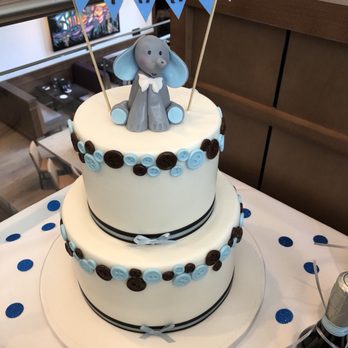 Cake Lounge Miami - Cupcakes Near Me - Miami, Florida