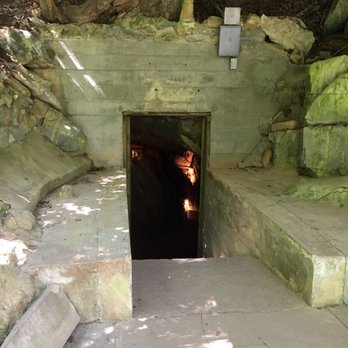 Bristol Caverns - Entrance - Hiking Near Me - Bristol, Tennessee Bristol Caverns - Entrance - Hiking Near Me - Bristol, Tennessee