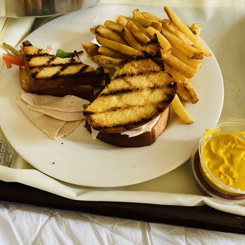 Mayflower Park Hotel - Amaaaaaazinng food and so within any budget - Hotels Near Me - Seattle, Washington Mayflower Park Hotel - Amaaaaaazinng food and so within any budget - Hotels Near Me - Seattle, Washington