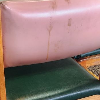 Lansky's - Filthy seating - Pizza Near Me - Omaha, Nebraska