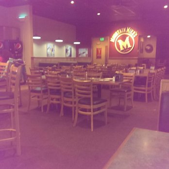 Mountain Mike's Pizza - You can see the dirty tables! - Pizza Near Me - Vallejo, California Mountain Mike's Pizza - You can see the dirty tables! - Pizza Near Me - Vallejo, California