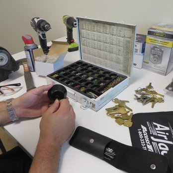 Dependable Locksmith - Keys & Locksmiths Near Me - Phoenix, Arizona Dependable Locksmith - Keys & Locksmiths Near Me - Phoenix, Arizona