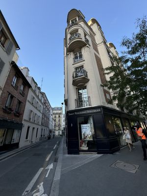 Le Café du Commerce by null