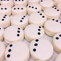 Ollia Macarons & Tea