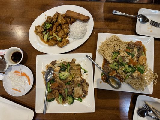Bep Saigon Asian Restaurant by null
