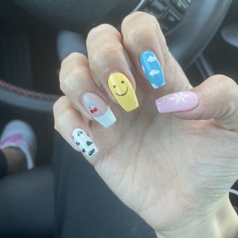 Creative Touch Nail Salon - Nail Salons Near Me - Los Angeles, California