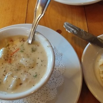 O. C. White's Restaurant - Clam chowder - Seafood Near Me - St Augustine, Florida