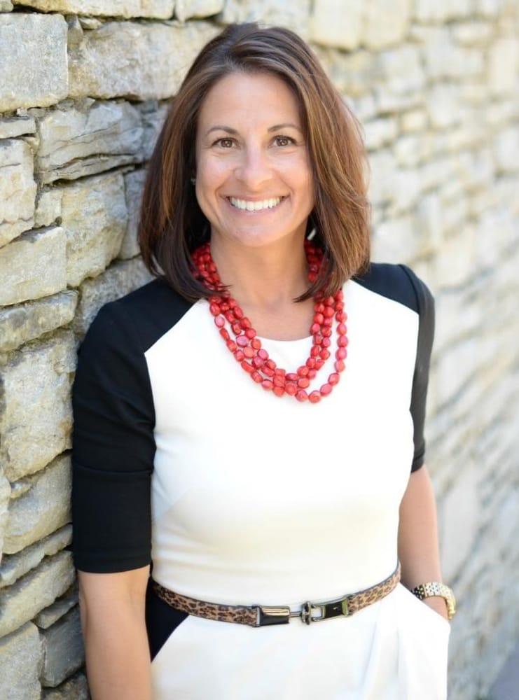 KRISTINE HOSKINSKCH REALTY KELLER WILLIAMS 1002 Lexington Rd