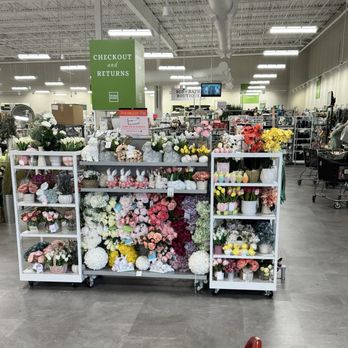 Homesense - Furniture Stores Near Me - Greenville, South Carolina