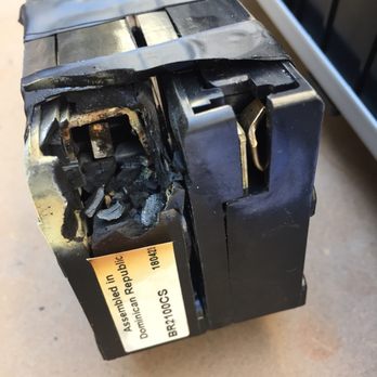 Interstate Electrical Contractors - Burnt main breaker - Electricians Near Me Interstate Electrical Contractors - Burnt main breaker - Electricians Near Me