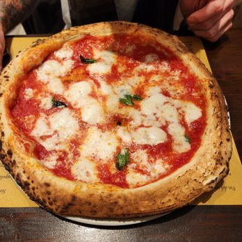 Pizzeria O' Vesuvio Firenze - Margherita - Pizza Near Me - Florence, FI