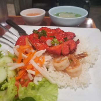 iPho by Saigon - Vietnamese Near Me - Saint Paul, Minnesota