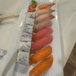 Sake Sushi - Sushi Deluxe
