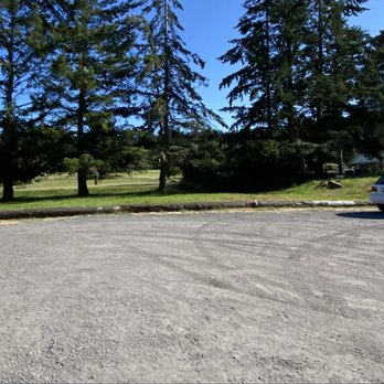 Turn Point County Park - Parking lot at Turn Point County Park near Friday Harbor - Dog Parks Near Me - Friday Harbor, Washington Turn Point County Park - Parking lot at Turn Point County Park near Friday Harbor - Dog Parks Near Me - Friday Harbor, Washington