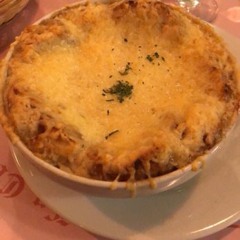 La Cochonnaille - French onion soup - French Near Me - Paris, 75