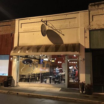 Eatz Uptown - After a post-dinner walk on the way back to our car - Southern Near Me - Bristol, Tennessee