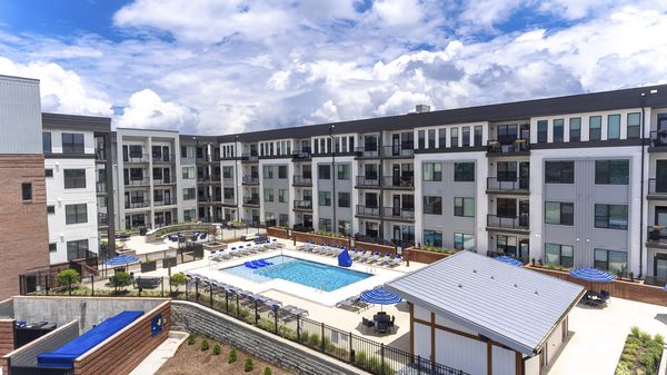 West End Station by null