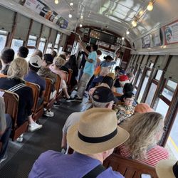 St. Charles Streetcar Line - Streetcar Morning Rush