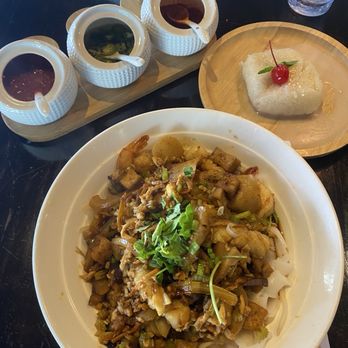 New Thai Elephant - C04. Guay Tiaw Lord Noodle and Sticky Rice - Thai Near Me - San Francisco, California New Thai Elephant - C04. Guay Tiaw Lord Noodle and Sticky Rice - Thai Near Me - San Francisco, California