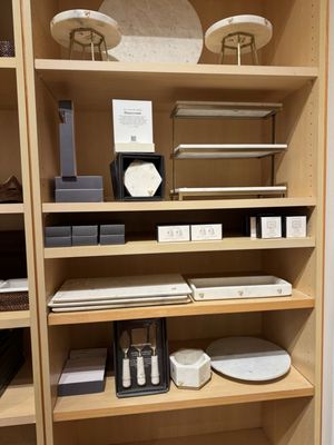 Williams-Sonoma by null