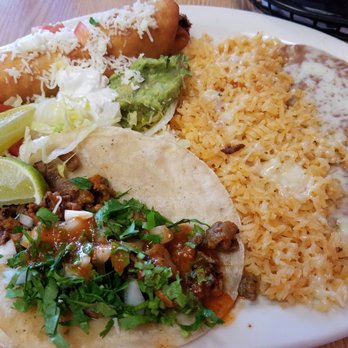 Molcajete Grill - Carne asada street taco & beef flauta plate. Cheesy rice mmm. Tip: ask for extra sour cream and guac - Mexican Near Me - Westminster, California Molcajete Grill - Carne asada street taco & beef flauta plate. Cheesy rice mmm. Tip: ask for extra sour cream and guac - Mexican Near Me - Westminster, California