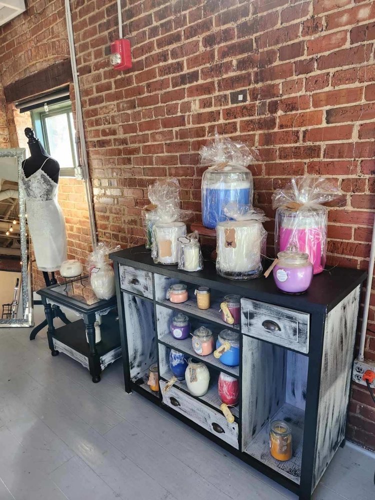 ELOQUENCE FASHION CAFE Updated September 2024 17 Photos 900 Front