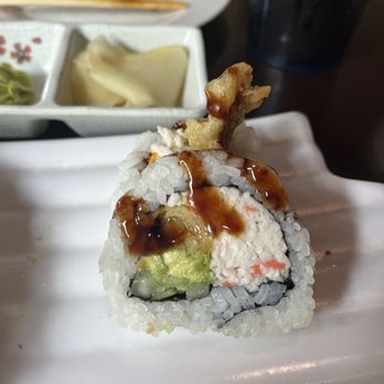Izumi Japanese Restaurant - Shrimp Tempura Roll - Sushi Bars Near Me - Eugene, Oregon