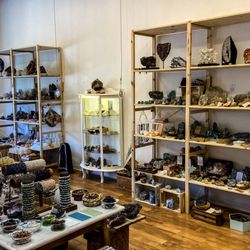 Haleiwa Town Center - Lemuria Crystal Shop Haleiwa, North Shore Oahu