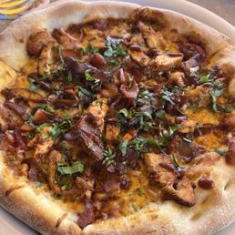 THE ORIGINAL BBQ CHICKEN PIZZA