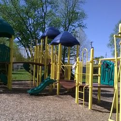 Sunrise Park - nice playground equipment
