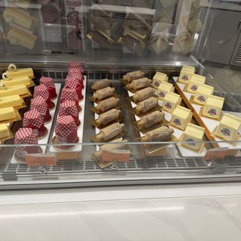 Dominique Ansel - Bakeries Near Me - Las Vegas, Nevada Dominique Ansel - Bakeries Near Me - Las Vegas, Nevada