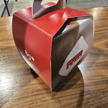 85°C Bakery Cafe-Niles - Bakeries Near Me - Niles, Illinois