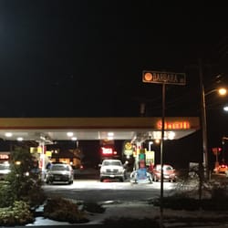 Main Street Shell - Waltham Main Street Shell -- 65 Main Street / Route 20, Waltham          Station