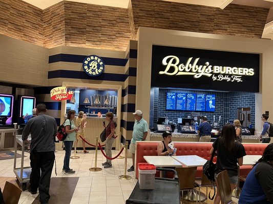 BOBBY’S BURGERS BY BOBBY FLAY - 3570 S Las Vegas Blvd, Las Vegas