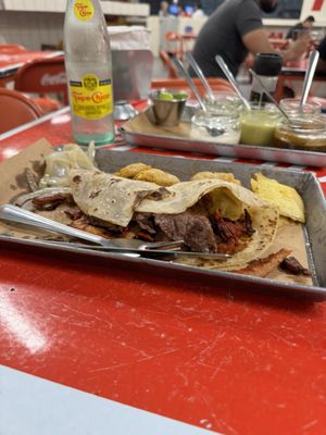 Taquería Orinoco ( Centrito Valle ) by null
