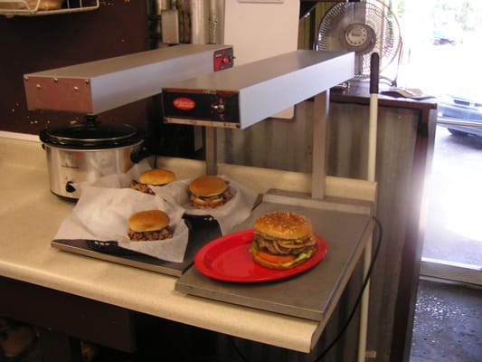 Twin Oaks BBQ by null